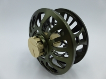 A&M 7 Serie # 7/8 Olive/Gold Fly Reel